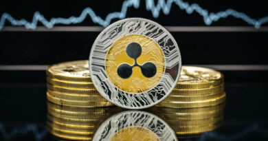 XRP Price Remains Bullish Above $2, This Falling Channel Says $3.8 Is Coming XRP Price Remains Bullish Above $2, This Falling Channel Says $3.8 Is Coming