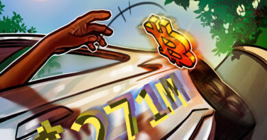 Old Bitcoin whales sold $271M in BTC: Is the crypto rally at stake? Old Bitcoin whales sold $271M in BTC: Is the crypto rally at stake?