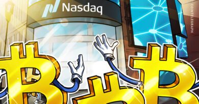 What happens to Bitcoin if the Nasdaq falls further? What happens to Bitcoin if the Nasdaq falls further?