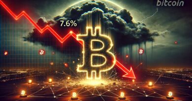 Bitcoin Hashrate Faces Massive 7.6% Plunge: Price To Follow?