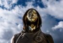 Bitcoin Boom Pushes Satoshi Nakamoto Into Top 11 Wealthiest, At Nearly $130  Billion