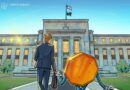 Top Fed official: Staff should be allowed to hold a little crypto