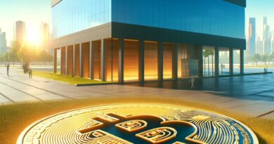 Will Michael Saylor’s $64 Billion Bitcoin Stack Get Liquidated At $74,000? Here’s The Truth