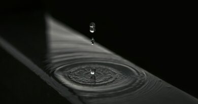 XRP Price Suppression? Analyst Points To Big Banks And Private Equity Players