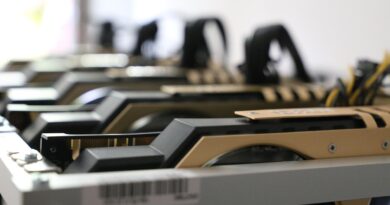 Bitcoin Miners Under Pressure Could Mark Crypto’s Next Reversal, Analysts Say