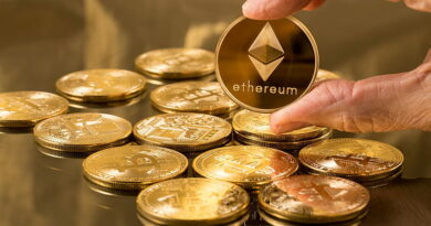 Ethereum Sees Aggressive Capitulation From Whales And Sharks, The Downtrend To Continue?