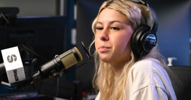 Hawk Tuah Influencer Says Memecoin Collapse Left Her Traumatized, But Critics Push Back