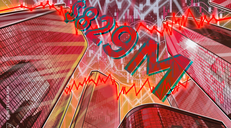 Bitcoin Coinbase Premium turns negative as BTC price drops, weekly losses top $829M