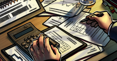 Market conditions force 1 in 3 crypto traders to cut everyday spending: Survey