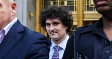 Sam Bankman-Fried Backs Off New Trial Request, Keeps Pressure On Judge Removal