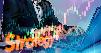 Saylor teases 'bigger' BTC buy days after floating semi-monthly dividends