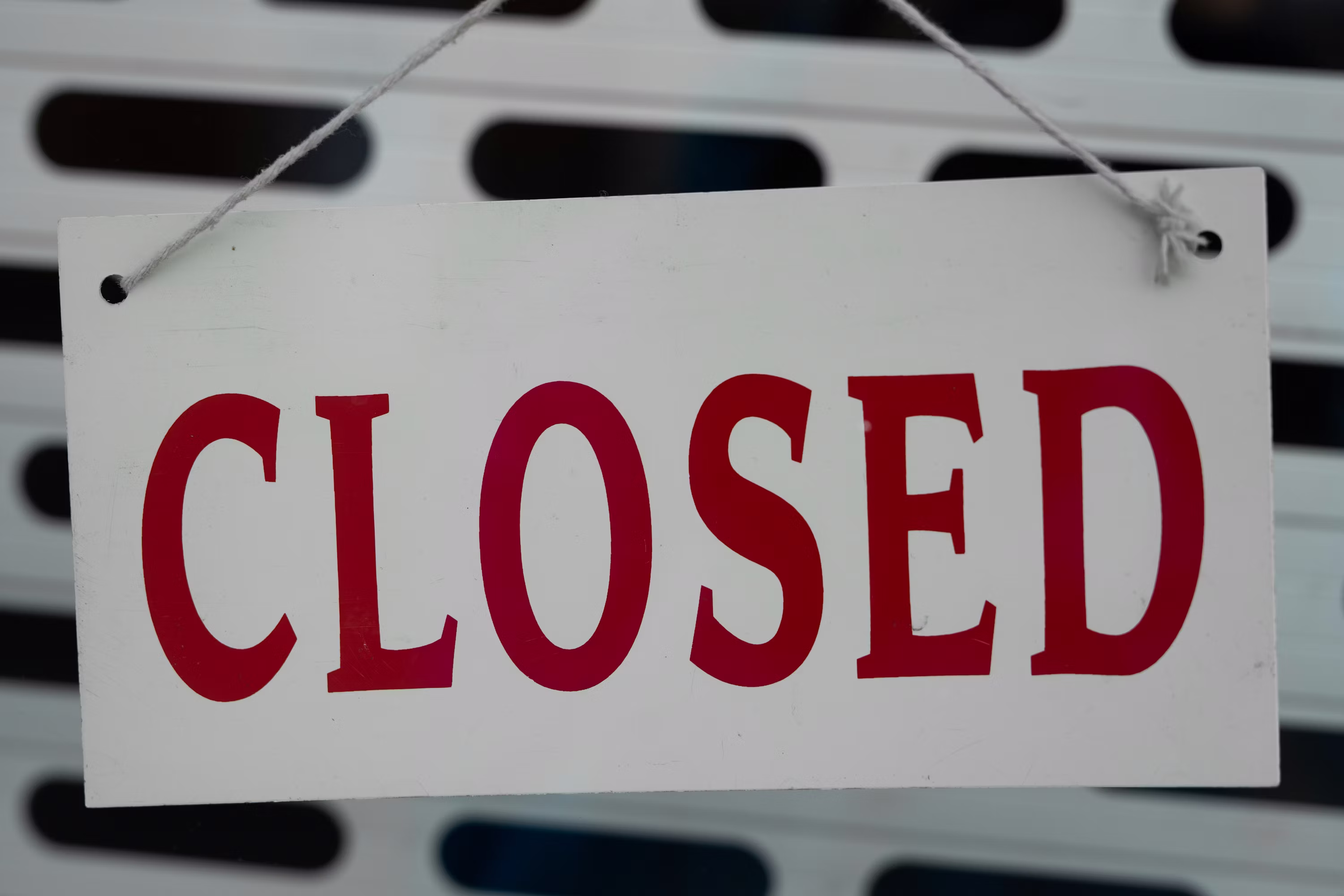 Crypto Superapp Legend Announces Shutdown As Industry Shakeout Continues