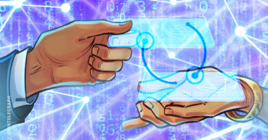Crypto card monthly transaction volume surges 230% from 2025