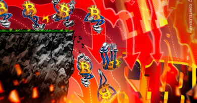 Spot Bitcoin ETFs bleed $1B in a week, snapping six-week inflow run