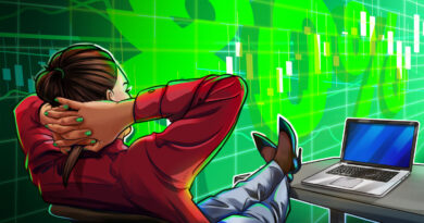 Strategy's MSTR stock signals 80% rally potential despite Q1 loss