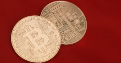 What The Sharp Drop In The Coinbase Bitcoin Premium Means For The BTC Price