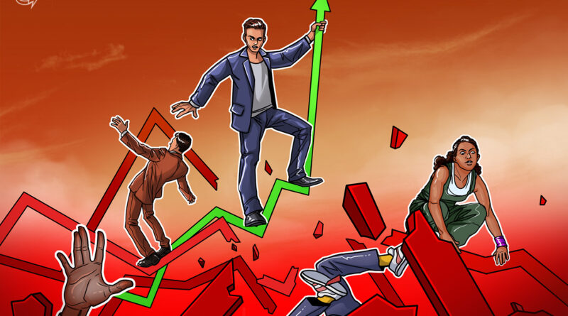 SOL reclaims $72, but onchain data flags weakening momentum