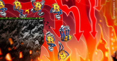Analyst warns BTC could drop further after worst June since 2022