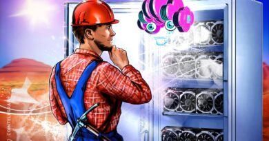 Bitcoin miners’ AI pivot faces investor scrutiny over insider sales